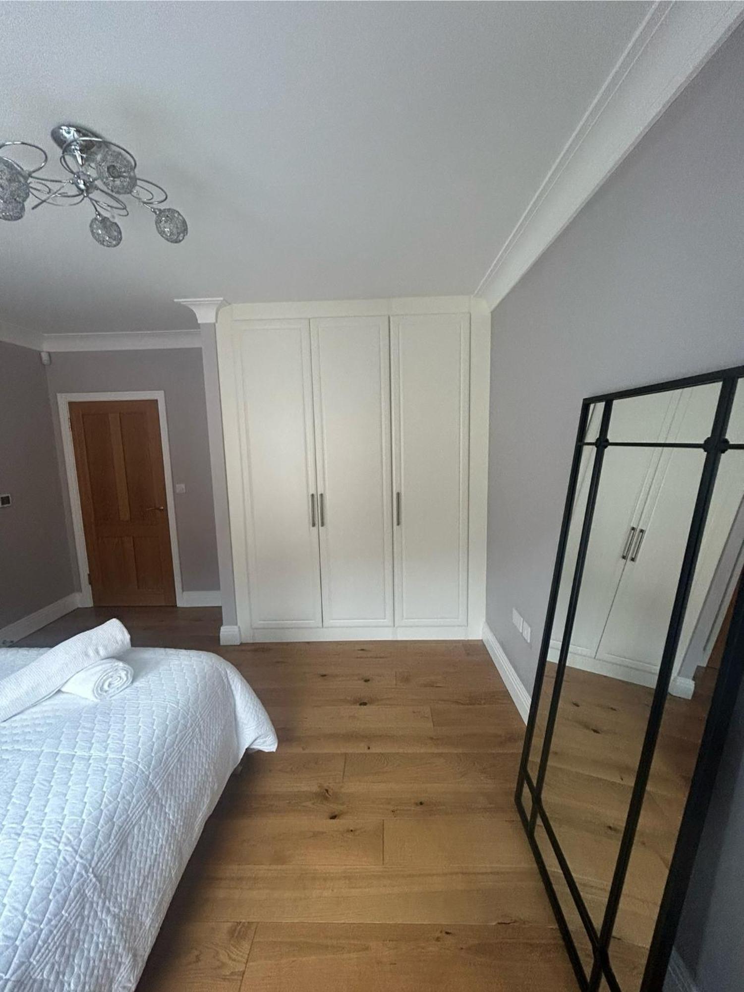 Royal Windsor Super King Ensuite - Free Parking Exterior photo